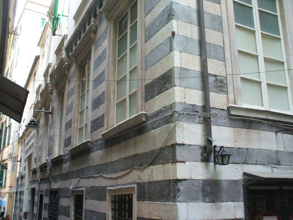 Genziana * Genoa